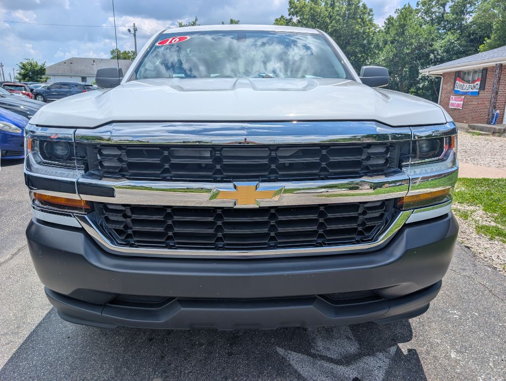 2016 Chevrolet Silverado 1500 Image 2