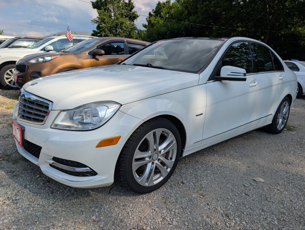 2012 Mercedes-Benz C-Class Image 3