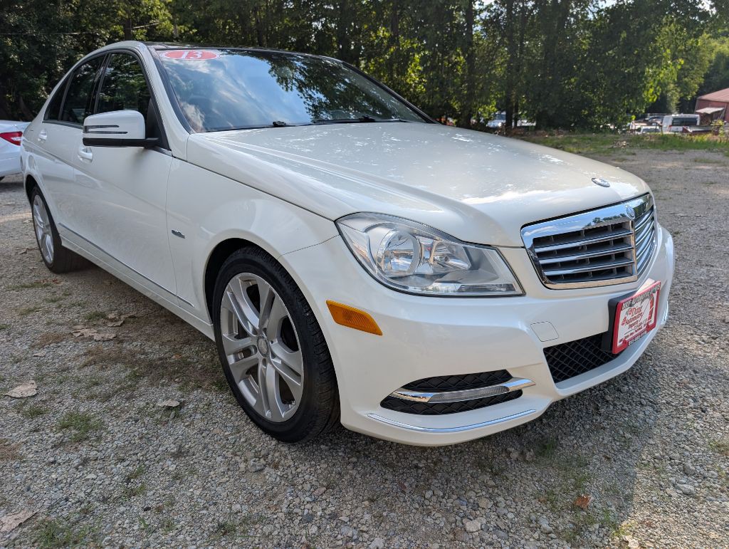 2012 Mercedes-Benz C-Class Image 4
