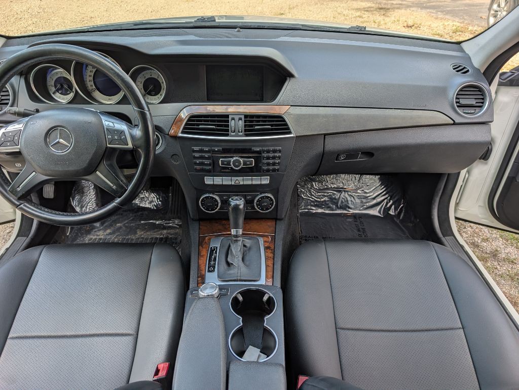2012 Mercedes-Benz C-Class Image 15