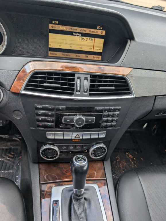 2012 Mercedes-Benz C-Class Image 18