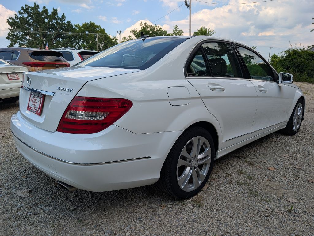2013 Mercedes-Benz C-Class Image 6