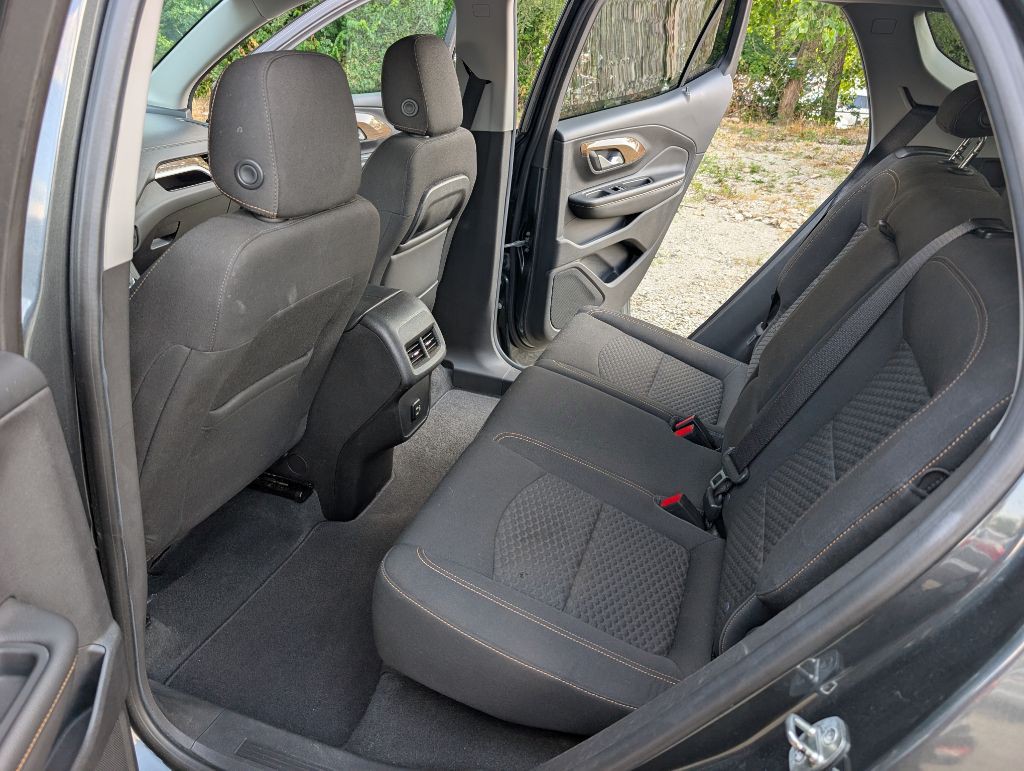 2018 GMC Terrain Image 12