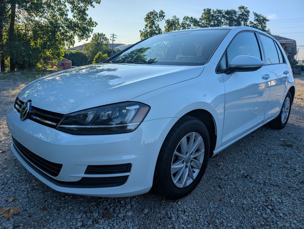 2015 Volkswagen Golf Image 3