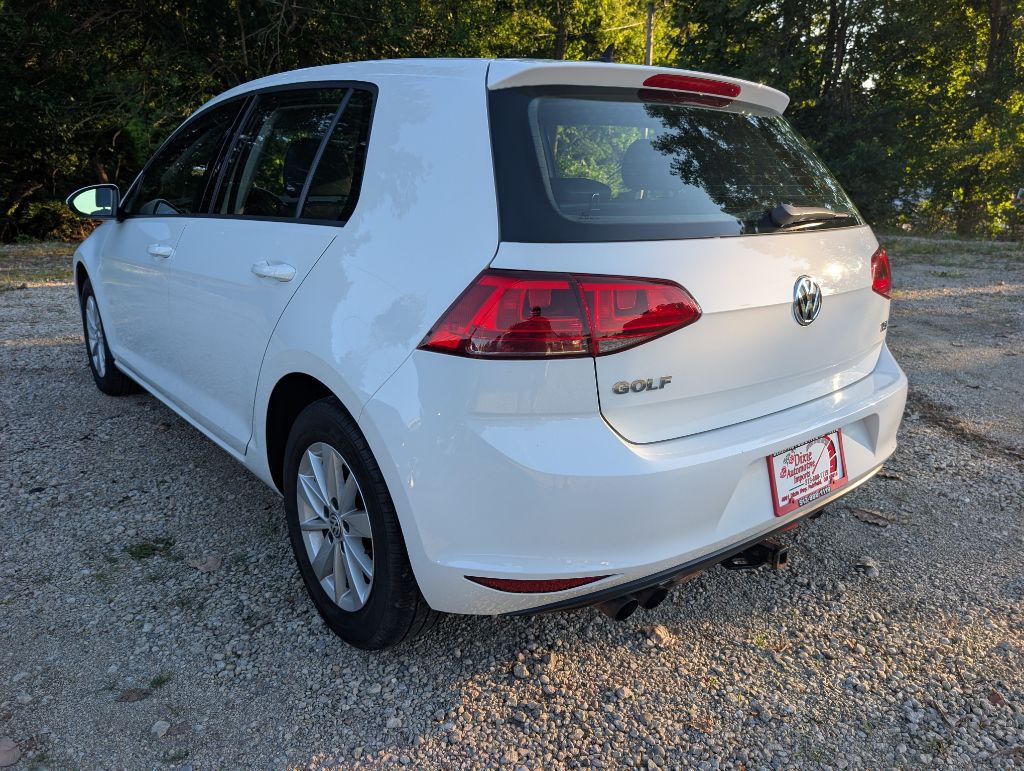 2015 Volkswagen Golf Image 4