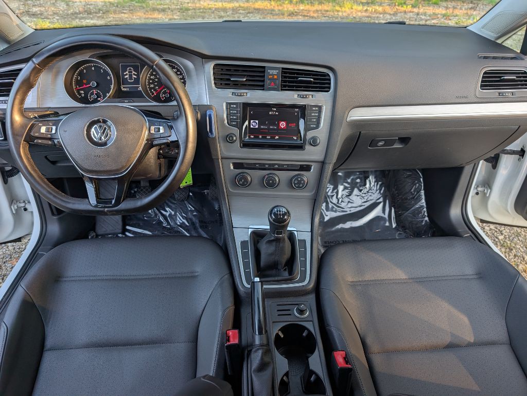 2015 Volkswagen Golf Image 14
