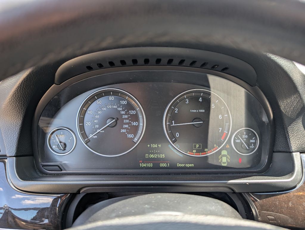 2014 BMW 5 Series Image 17