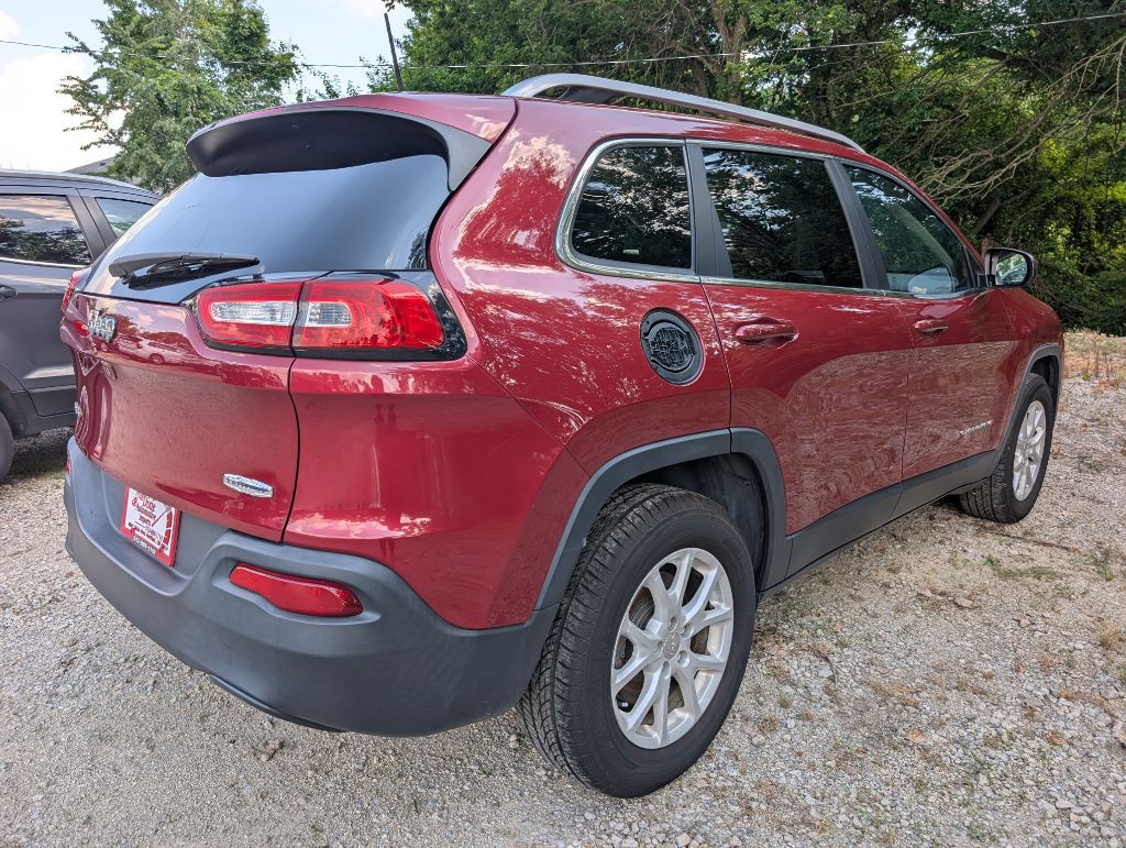 2017 Jeep Cherokee Image 7