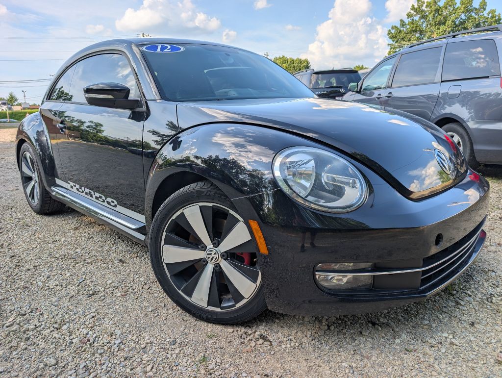 2012 Volkswagen Beetle Image 1