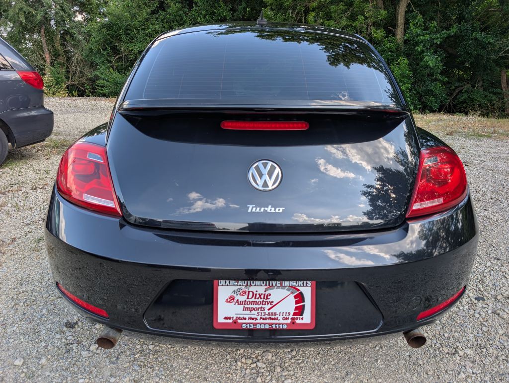 2012 Volkswagen Beetle Image 5