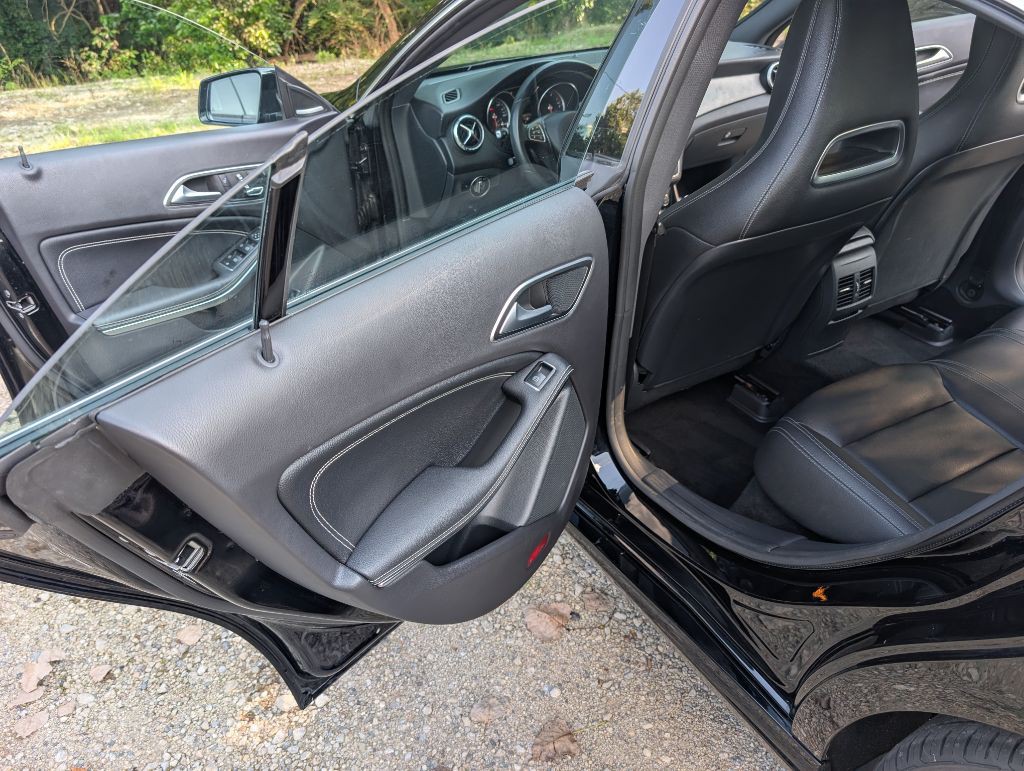 2018 Mercedes-Benz CLA-Class Image 8