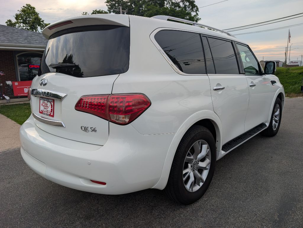 2012 INFINITI QX56 Image 7