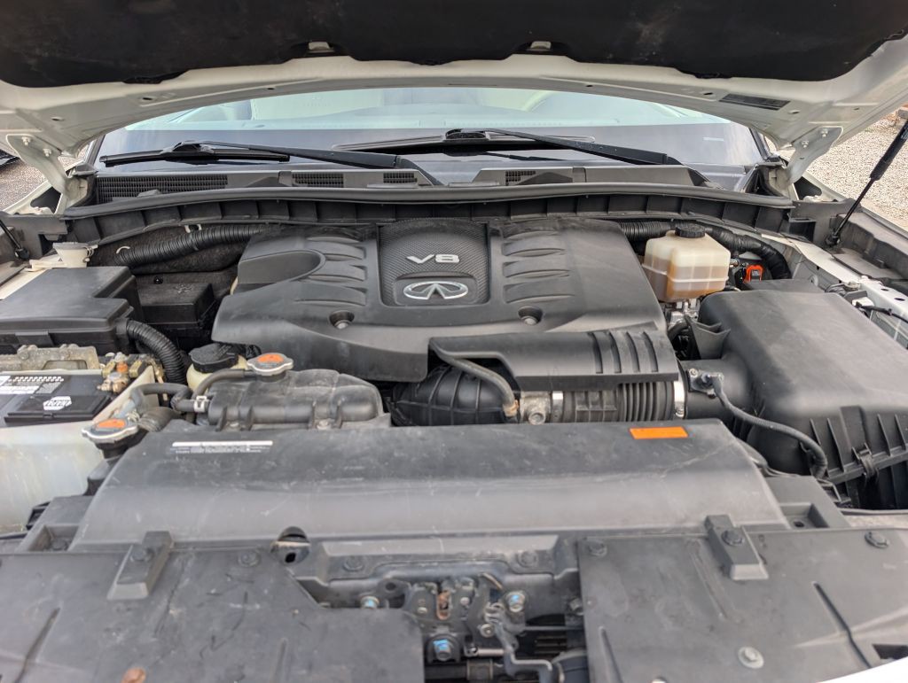 2012 INFINITI QX56 Image 21