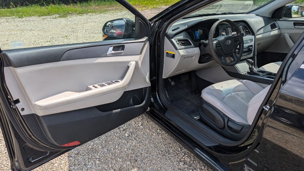 2015 Hyundai Sonata Image 8