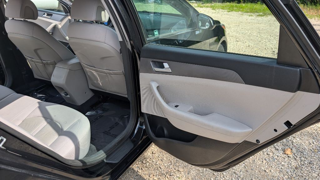 2015 Hyundai Sonata Image 11