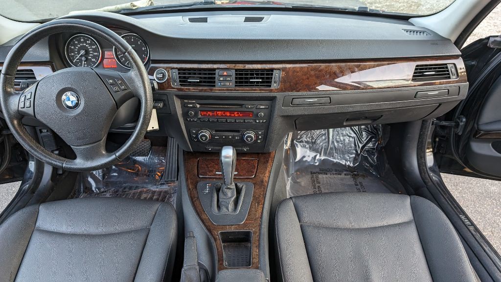 2009 BMW 3 Series Image 15