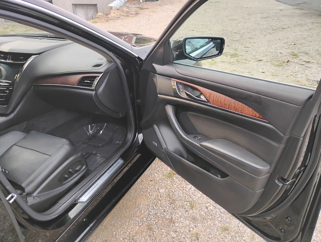 2016 Cadillac CTS Image 10