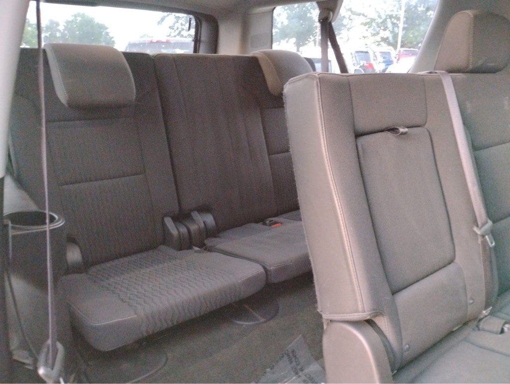 2017 Chevrolet Suburban Image 11