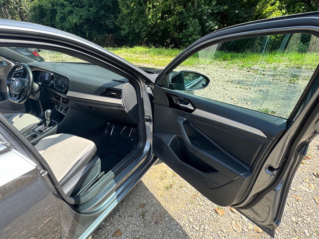 2019 Volkswagen Jetta Image 9