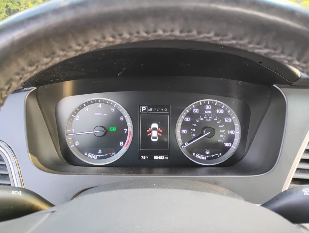 2016 Hyundai Sonata Image 16
