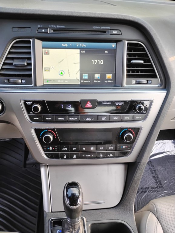 2016 Hyundai Sonata Image 17