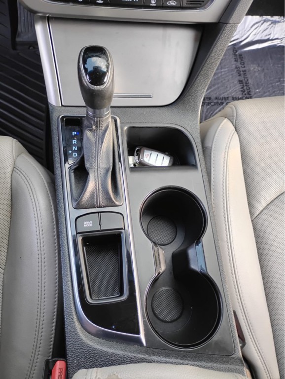 2016 Hyundai Sonata Image 18