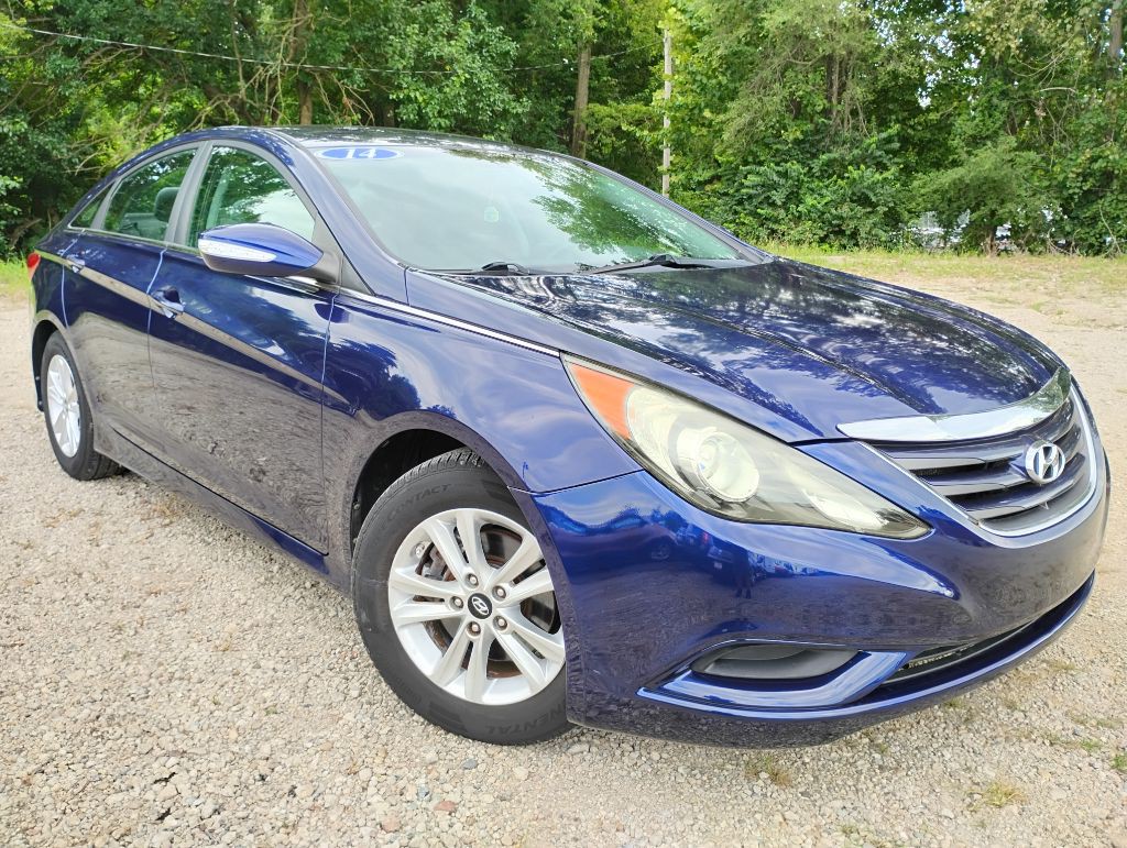 2014 Hyundai Sonata Image 1