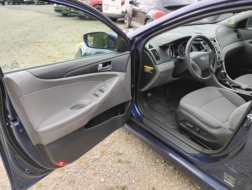 2014 Hyundai Sonata Image 7