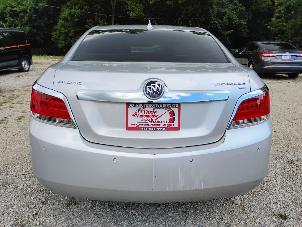 2010 Buick Lacrosse Image 4