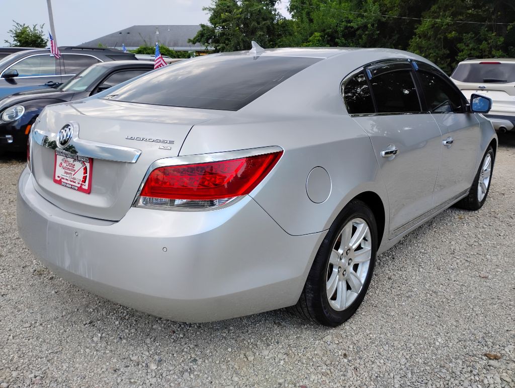 2010 Buick Lacrosse Image 5