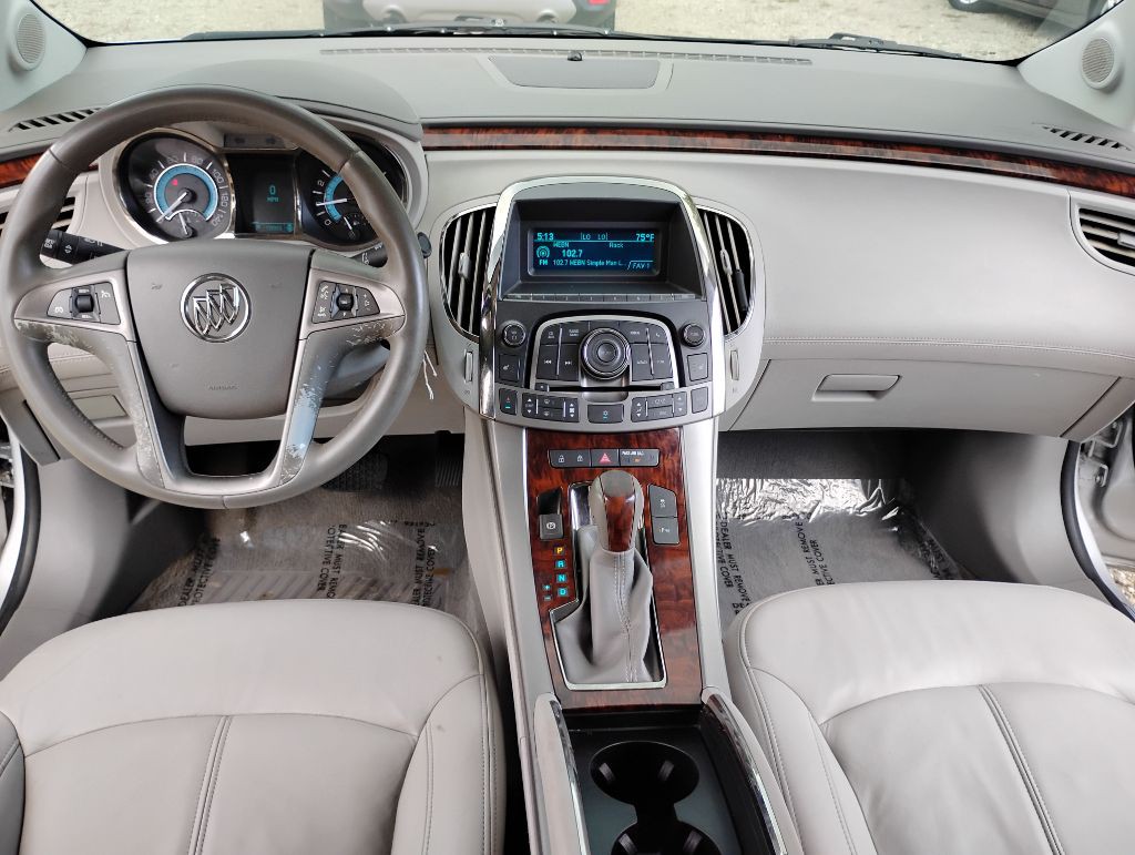 2010 Buick Lacrosse Image 13