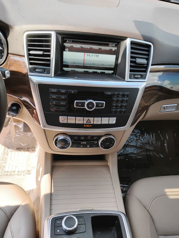 2015 Mercedes-Benz M-Class Image 16
