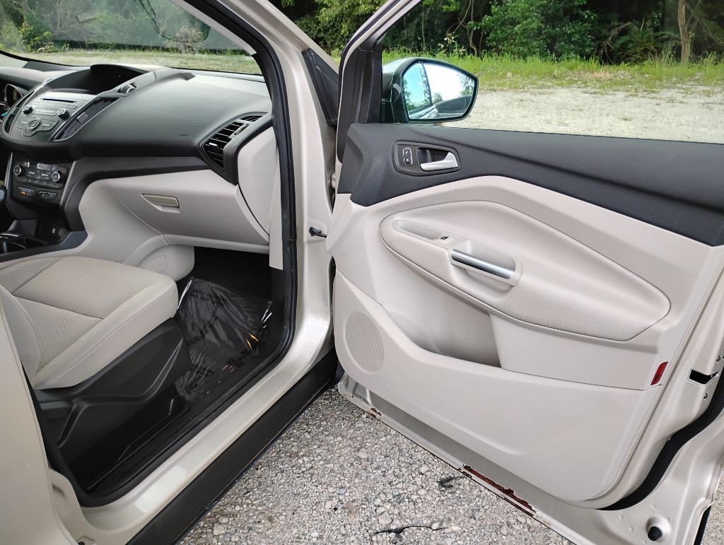 2018 Ford Escape Image 9