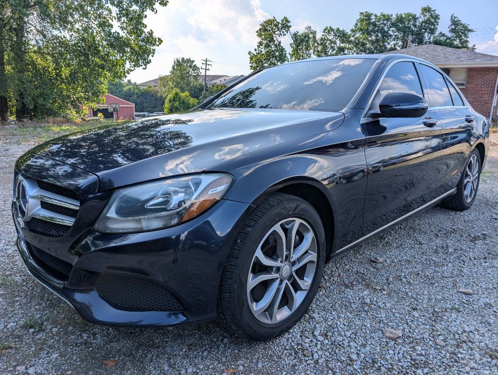 2017 Mercedes-Benz C-Class Image 3