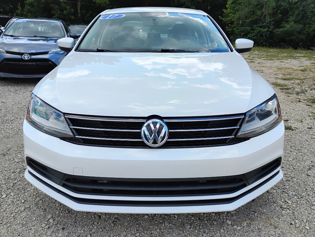 2017 Volkswagen Jetta Image 2