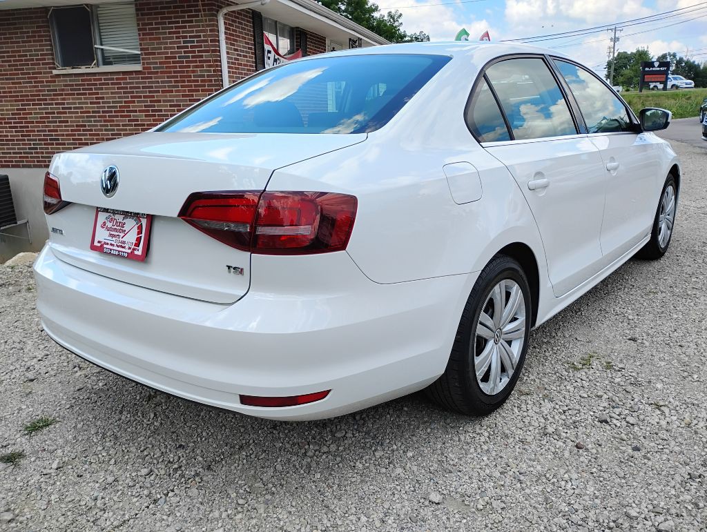 2017 Volkswagen Jetta Image 5