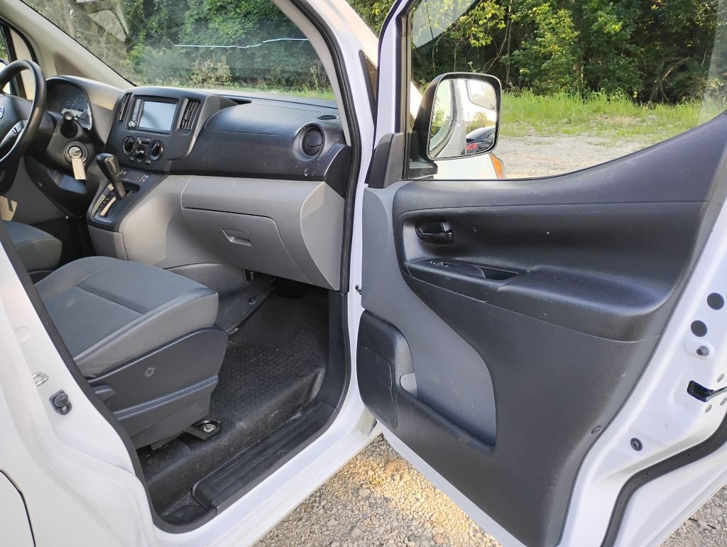 2021 Nissan NV200 Image 9