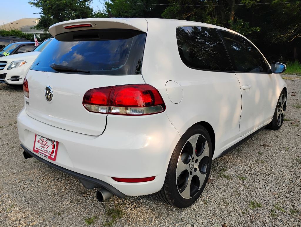 2010 Volkswagen GTI Image 7
