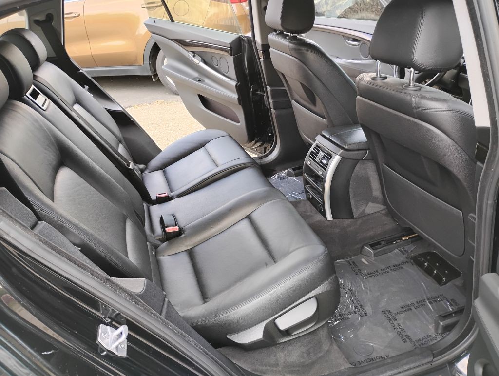 2014 BMW 5 Series Image 11