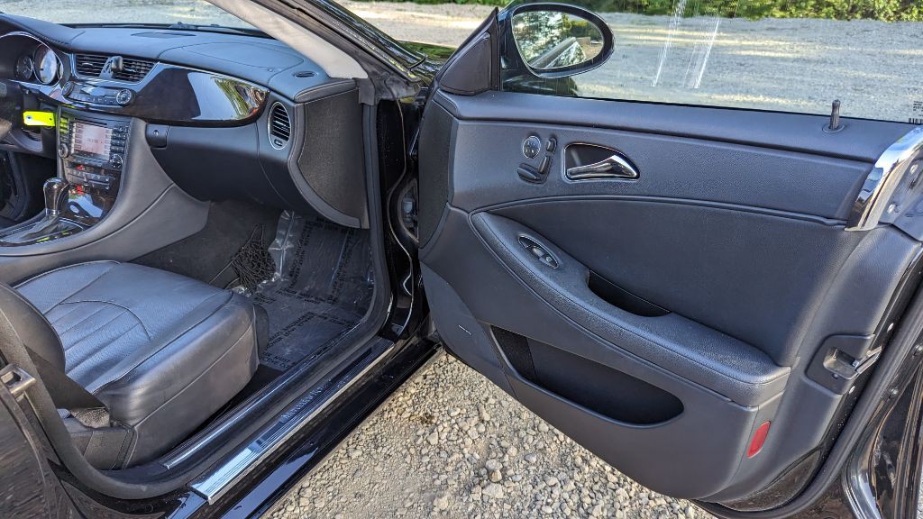2008 Mercedes-Benz CLS-Class Image 7