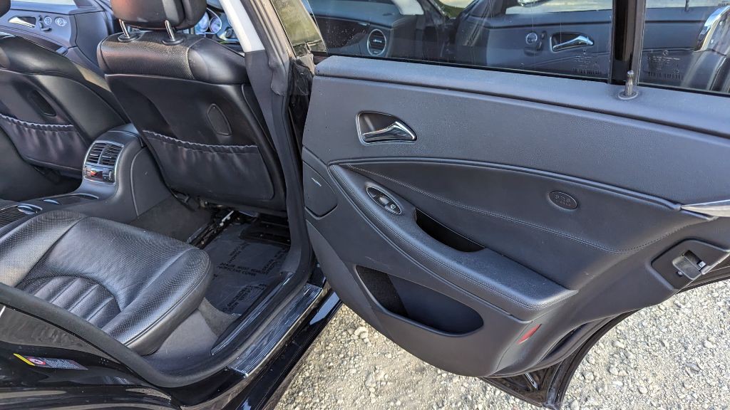 2008 Mercedes-Benz CLS-Class Image 8