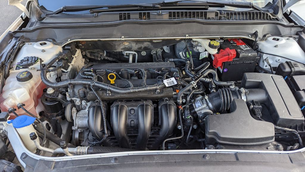 2016 Ford Fusion Image 21