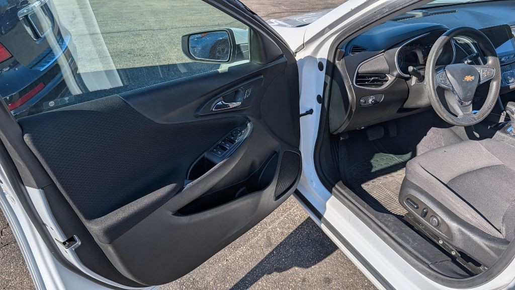 2021 Chevrolet Malibu Image 7