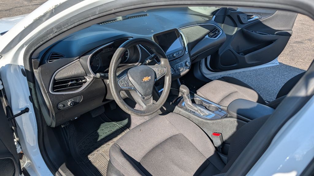 2021 Chevrolet Malibu Image 14