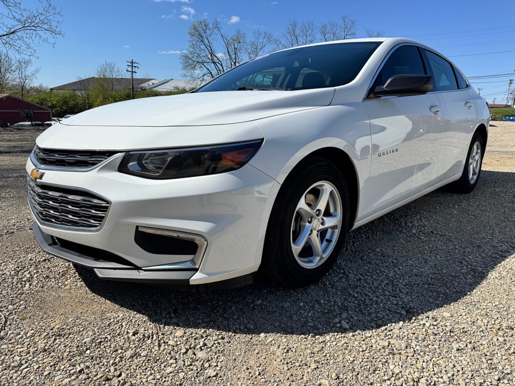 2018 Chevrolet Malibu Image 3