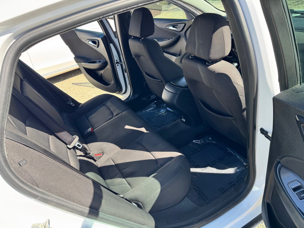 2018 Chevrolet Malibu Image 12
