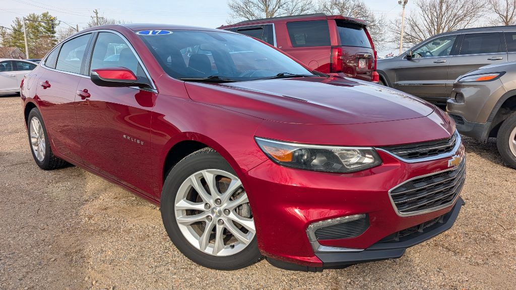 2017 Chevrolet Malibu Image 1