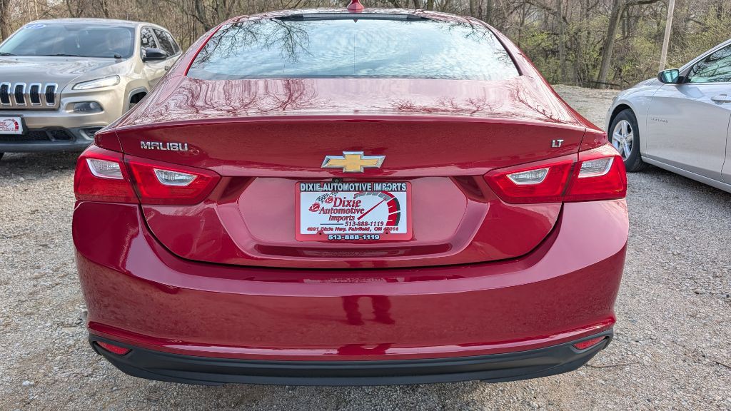 2017 Chevrolet Malibu Image 5