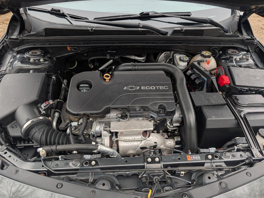 2017 Chevrolet Malibu Image 19