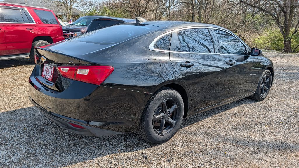 2016 Chevrolet Malibu Image 5